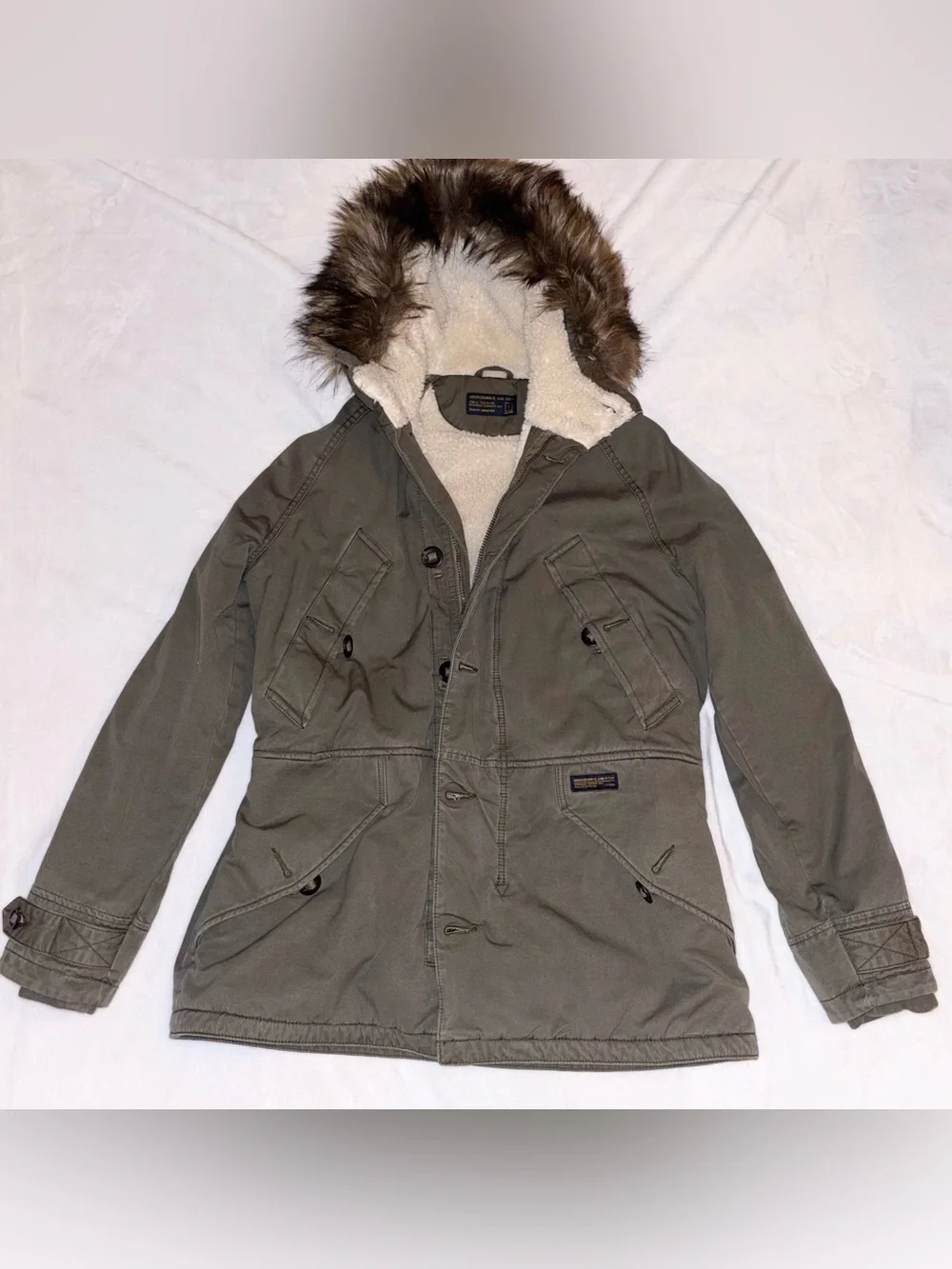 Abercrombie & Fitch Men’s Faux Fur Parka Jacket size Small